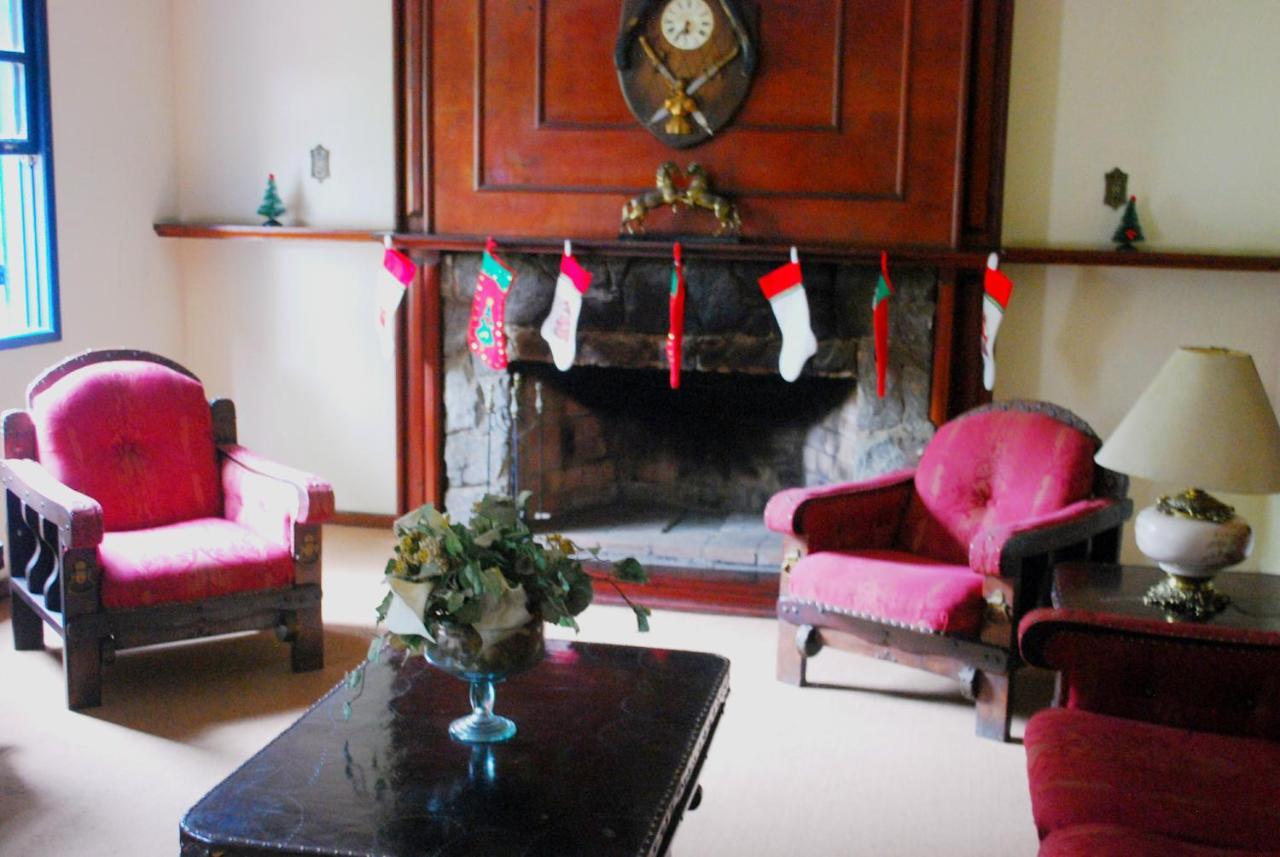 Montanhes Hotel